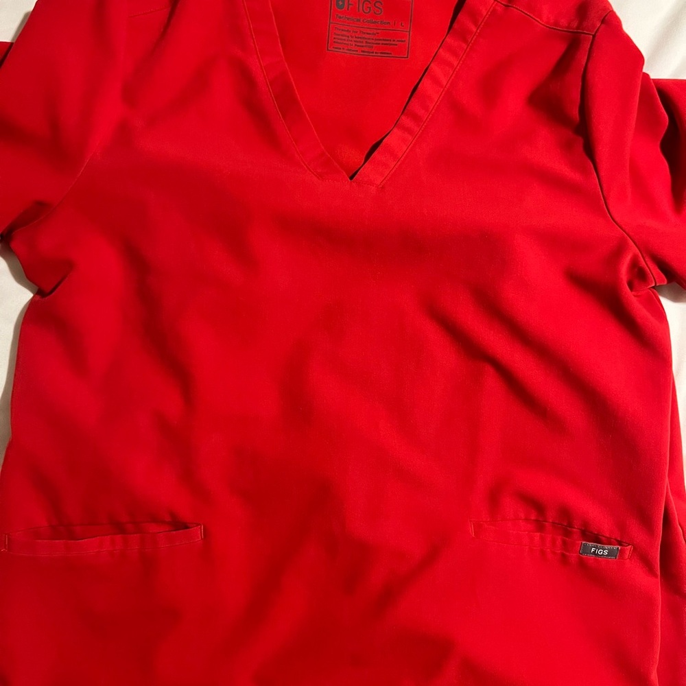 Figs Red Scrub Set - Picture 5 of 5